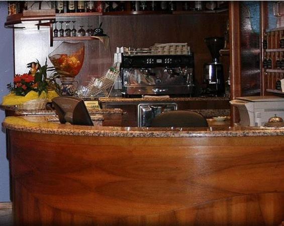 Albergo Al Cacciatore Дезенцано-дель-Гарда Екстер'єр фото